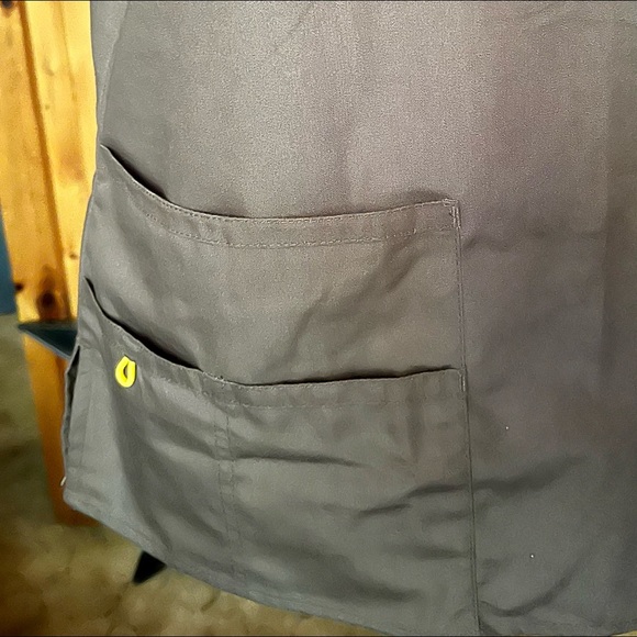 NWT WonderWink Brown Scrub Set - Picture 4 of 6